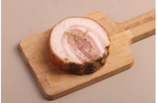 Рулет из свинины в/к