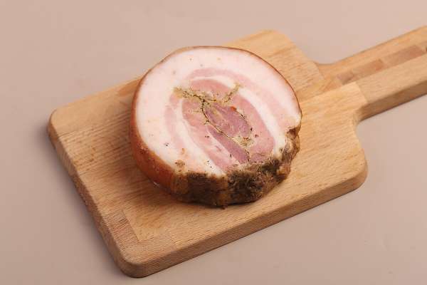 Рулет из свинины варено-копченый, 400 г