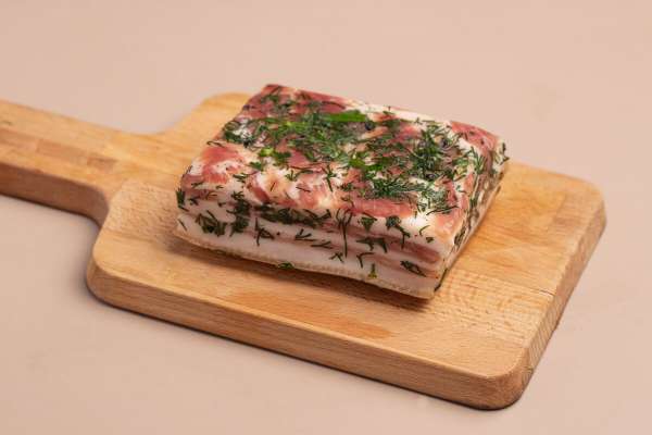 Сало соленое с укропом, 350 г
