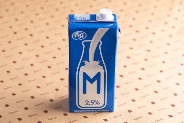 Молокосодержащий продукт 2,5% «АЯ», 925 мл