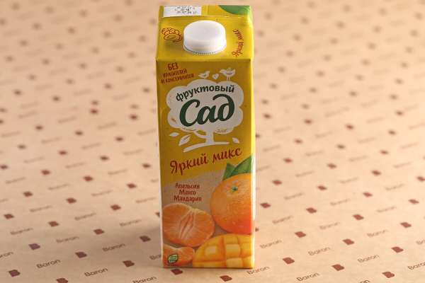 Сок апельсин, манго, мандарин «Фруктовый сад», 950 мл