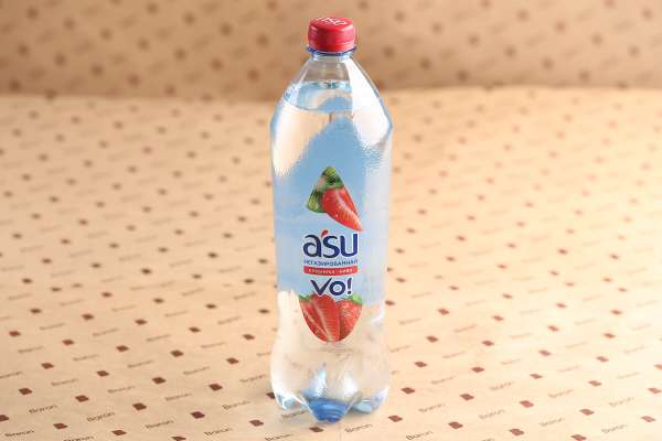 Вода негазированная клубника-киви ASU, 1 л